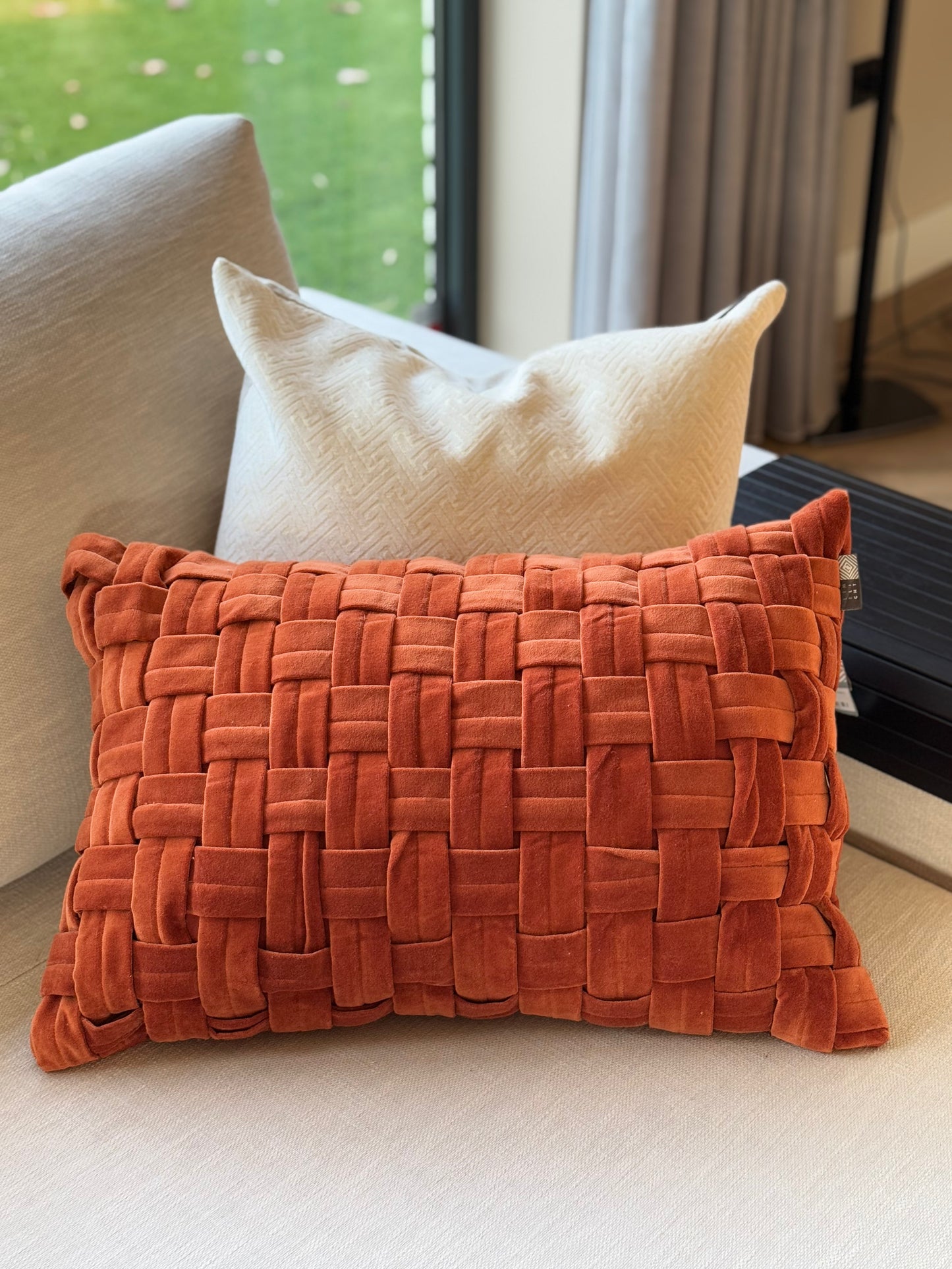 Kussen velvet square cognac