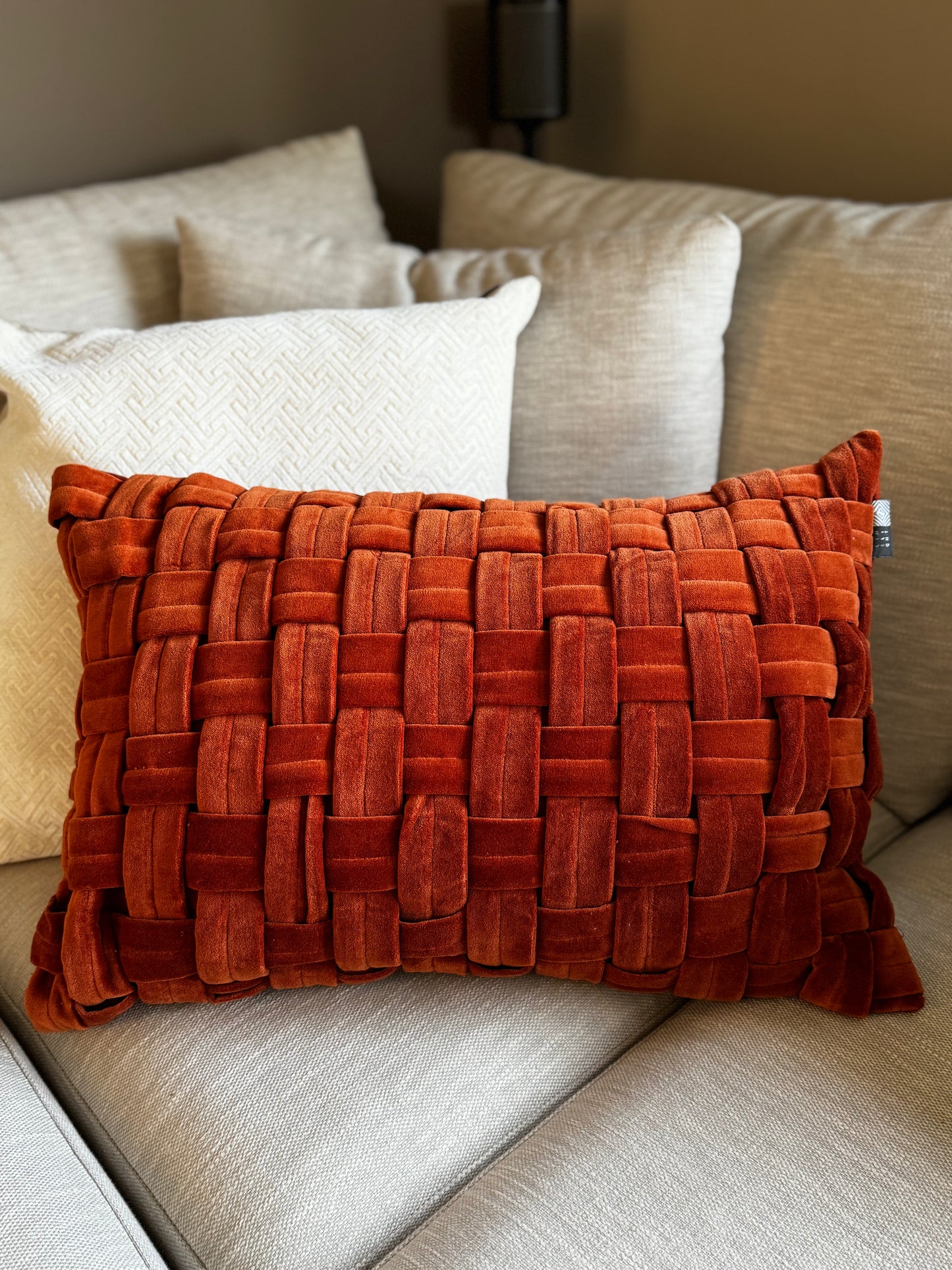 Kussen velvet square cognac