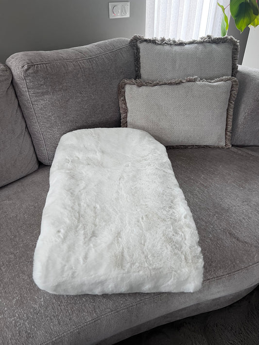 Plaid fake fur.kleur snow white,maat 1.40x1.80cm